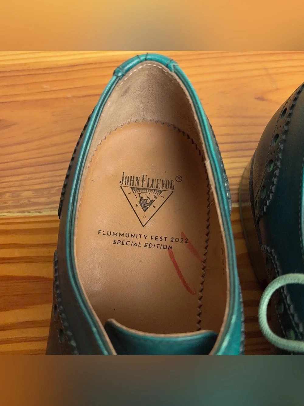 John Fluevog Granville Shoes Men's 8 Turquoise Leather Oxford Brogue Plain Toe - Picture 13 of 16